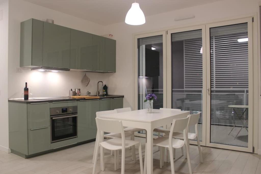 Luxury 3 Bedroom Apartment 100 Mq Next To Rho Fiera And San Siro Мілан Екстер'єр фото